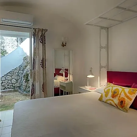 I Pini Feriehus Capri